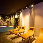 Kocibelli Pool & ホテル コルチャ