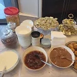 Kocibelli Pool & ホテル コルチャ