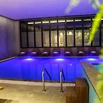 Kocibelli Pool & 4* コルチャ