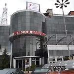 Kocibelli Pool & ホテル
