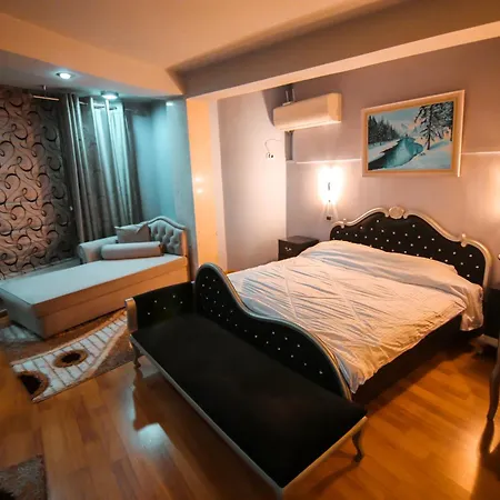 Kocibelli Pool & Hotel Korce