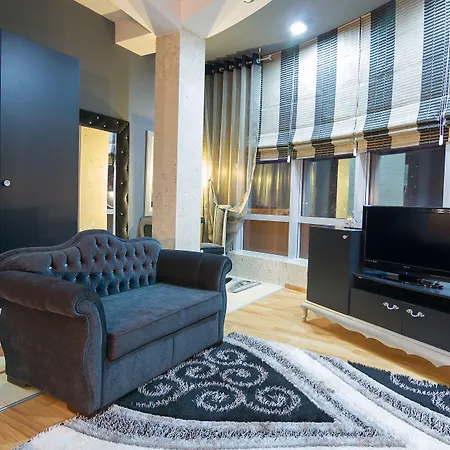 Kocibelli Pool & Szálloda Korça