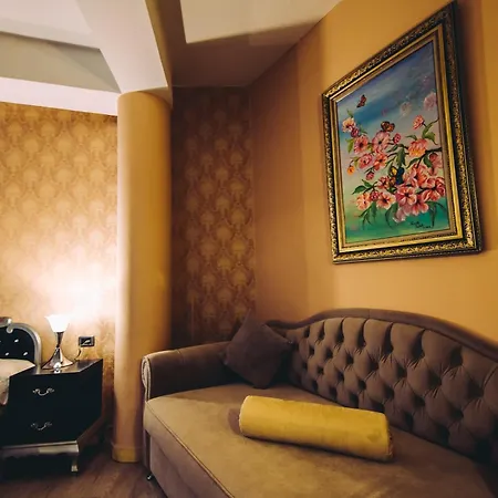 Kocibelli Pool & Hotel 4*