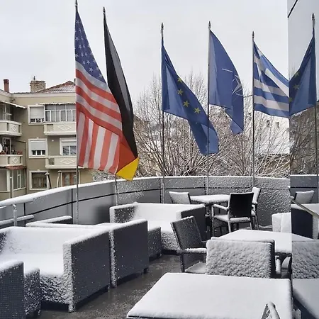 Kocibelli Pool & Korça