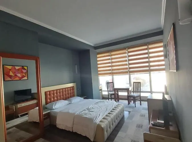 Hotel Kocibelli Pool & 4*