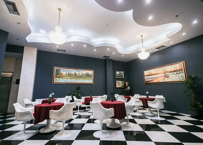 Kocibelli Pool & 4* Korce