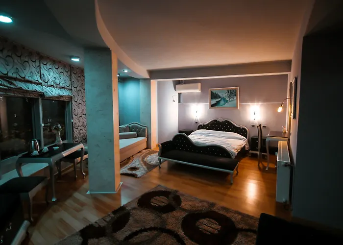 Kocibelli Pool & Hotel Korce