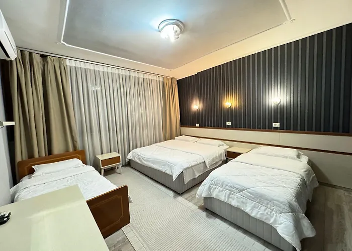 Kocibelli Pool & 4* Korce