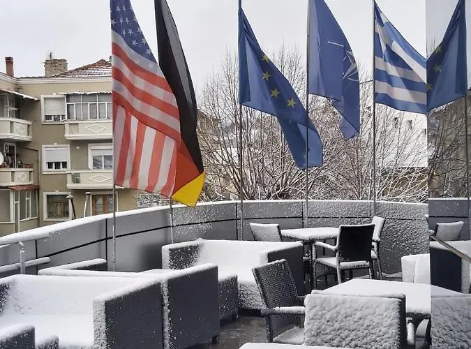 Kocibelli Pool & Korce