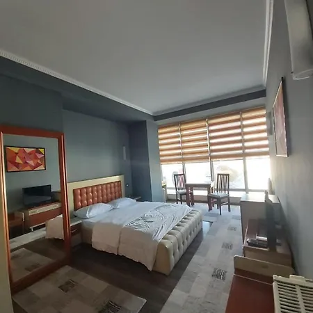 Otel Kocibelli Pool & 4*
