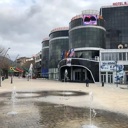 Kocibelli Pool & מלון 4*