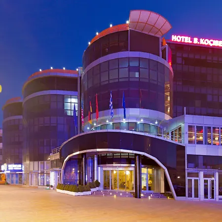 Kocibelli Pool & Korce