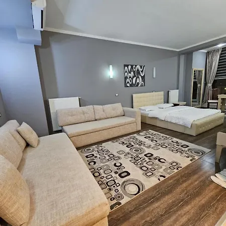 Otel Kocibelli Pool & 4*