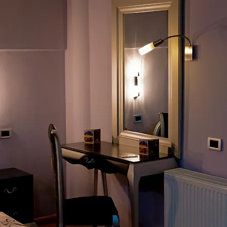 Kocibelli Pool & Otel 4*