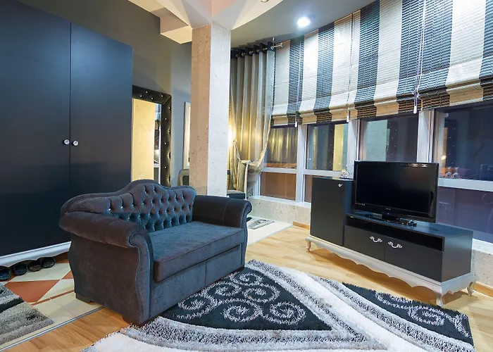 Kocibelli Pool & Hotel Korcza